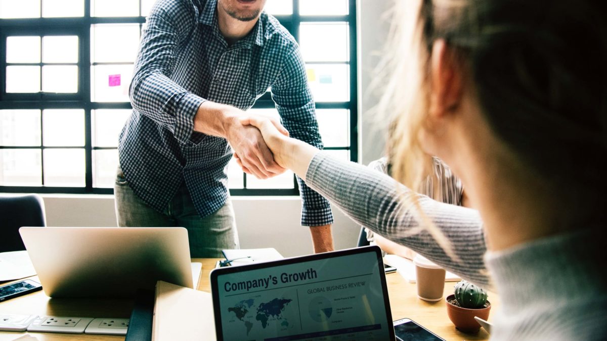 Why Hire a Business Management Consultant in Dubai for Your Company?